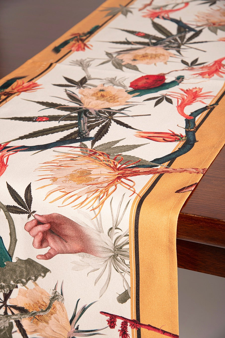 Camino de Mesa - Cactus Yellow