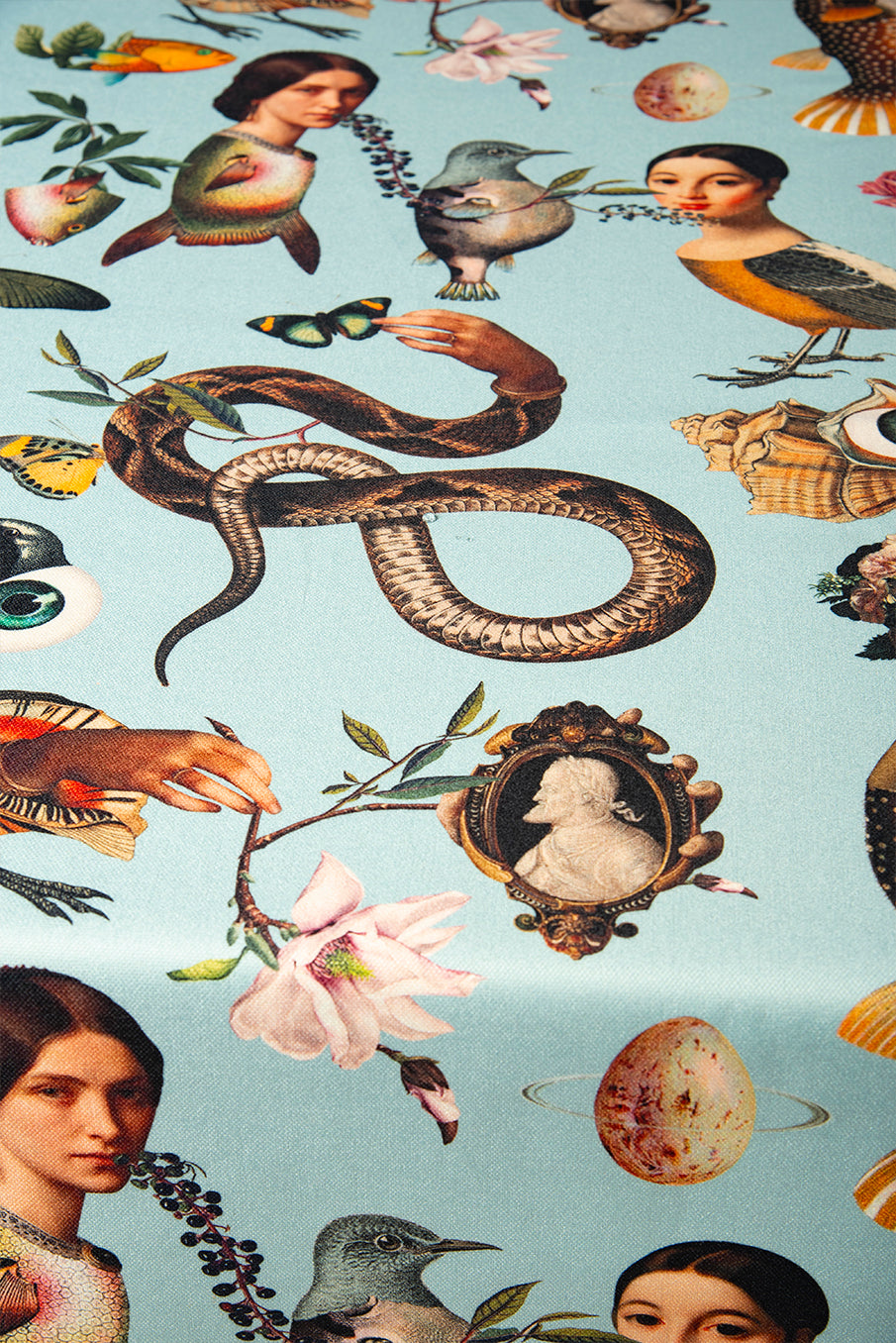 Bestiario - Mantel